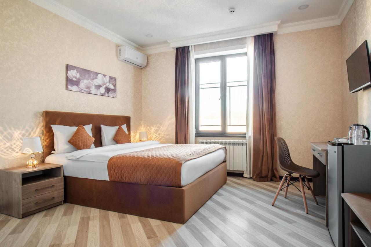 Manifa Hotel Tasjkent Buitenkant foto