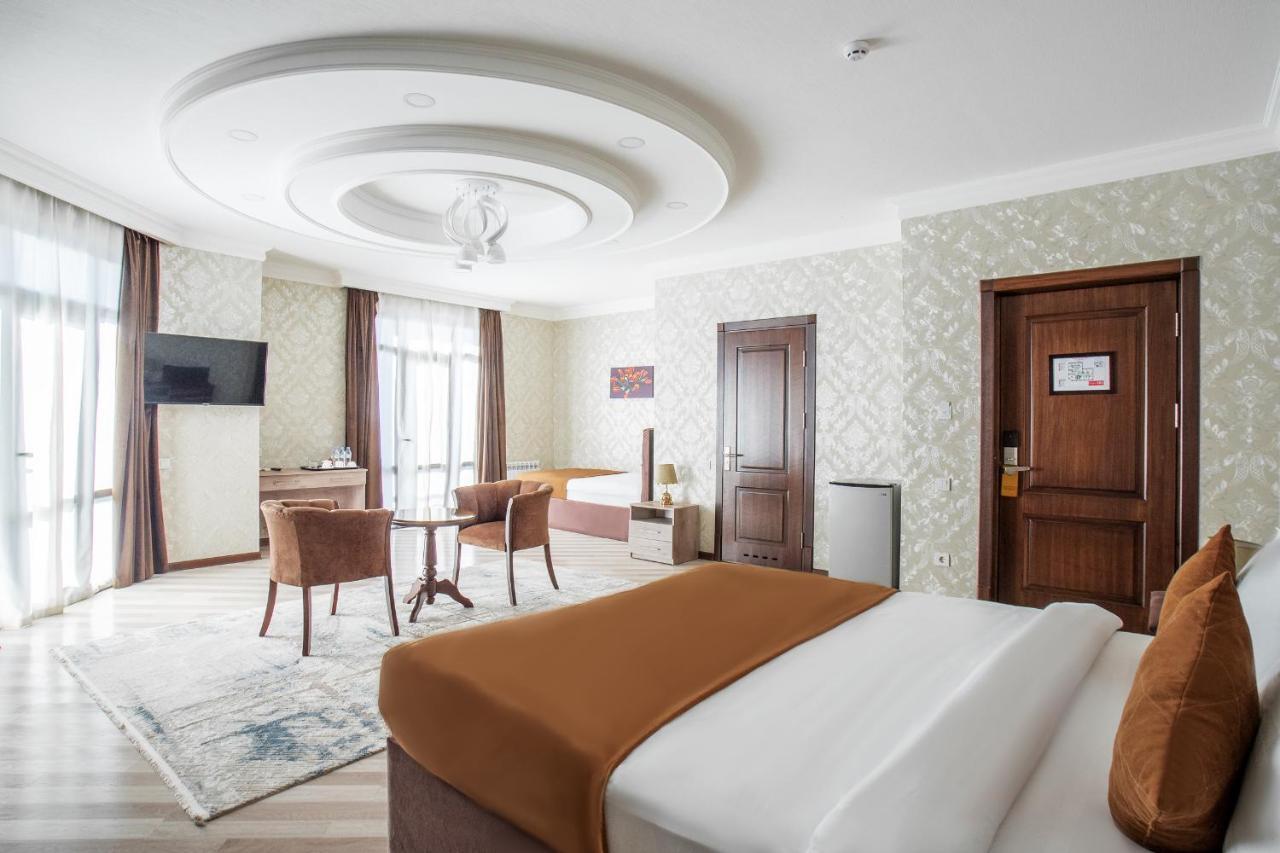 Manifa Hotel Tasjkent Buitenkant foto