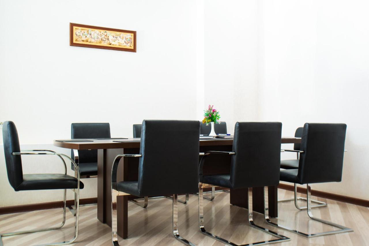 Manifa Hotel Tasjkent Buitenkant foto