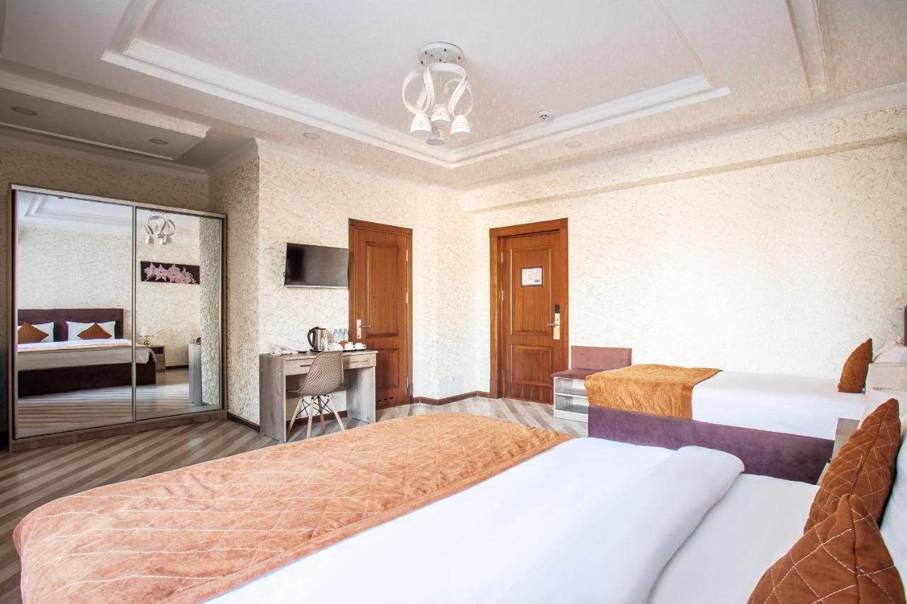 Manifa Hotel Tasjkent Buitenkant foto